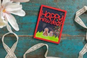 Shaker-Karte Happy New Year Hase Rot