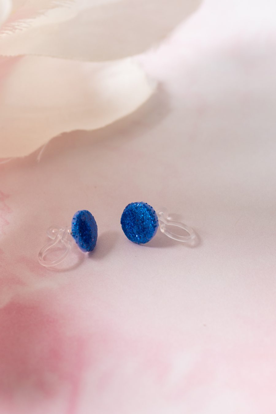 Ohrclip Kreis Blau Glitzer Klein