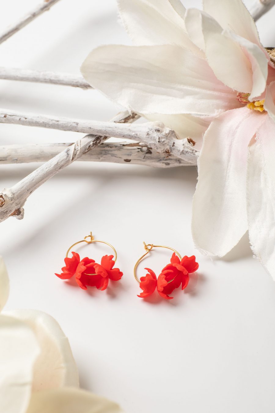 Ohrhänger Creole Blüten Rot