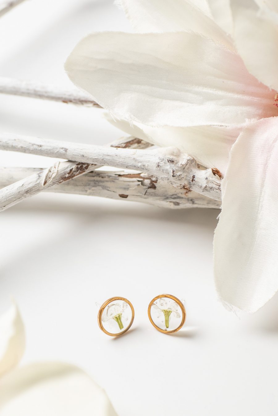 Ohrstecker Resin Scheinmyrthe Punkt Silber