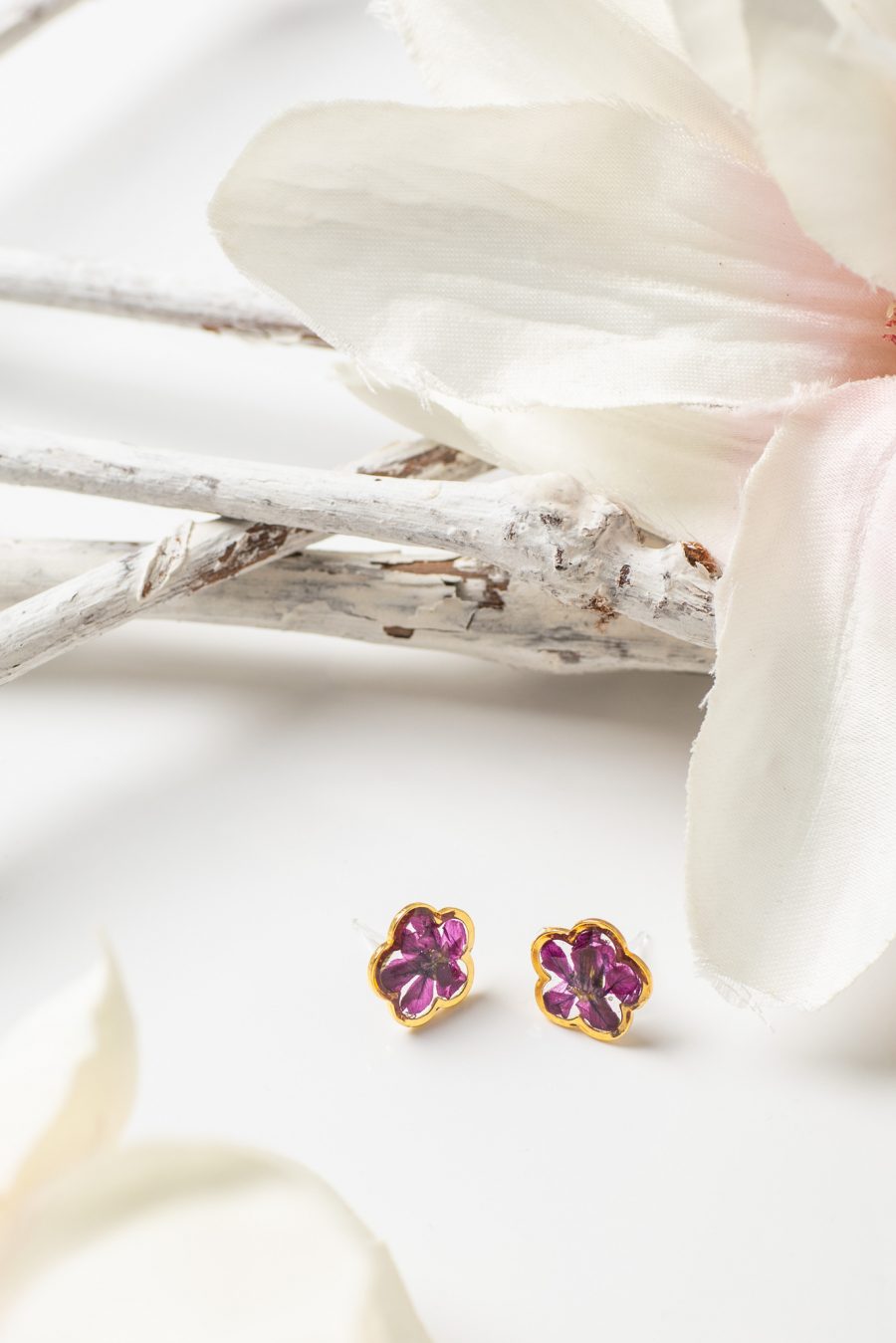 Ohrstecker Resin Scheinmyrthe Gold Blume