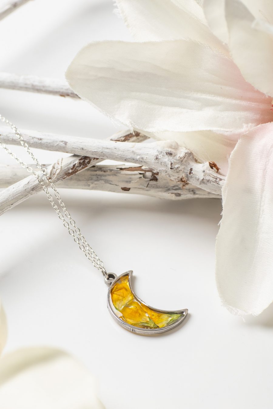 Anhänger Resin Hornklee Mond Silber