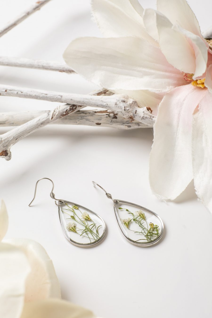 Ohrhänger Resin Teppichschleierkraut Silber Tropfen