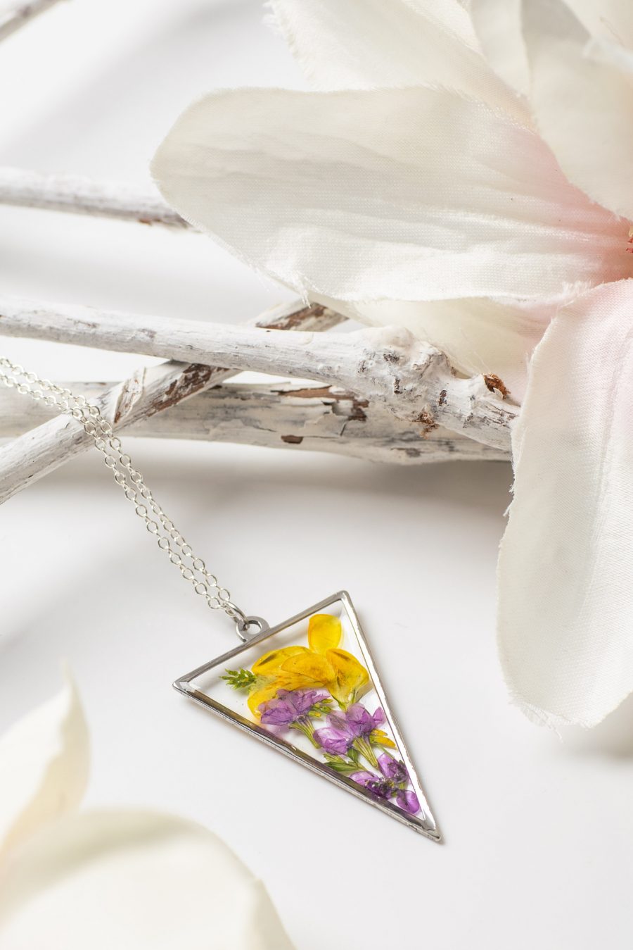 Anhänger Resin Schleiermyrthe Hornklee Silber Dreieck