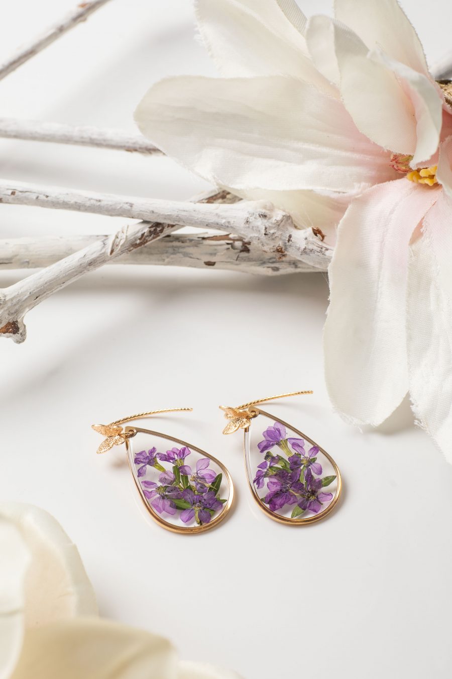 Ohrhänger Resin Scheinmyrthe Schmetterling Gold Tropfen