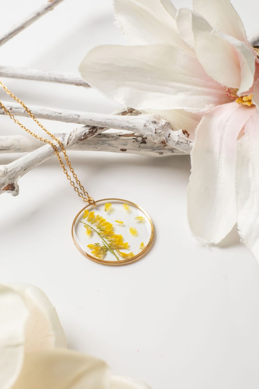 Anhänger Resin Steinklee Gold Groß Rund