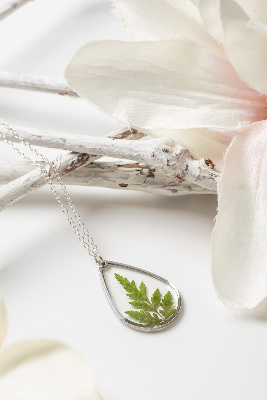 Anhänger Resin Farn Silber Tropfen