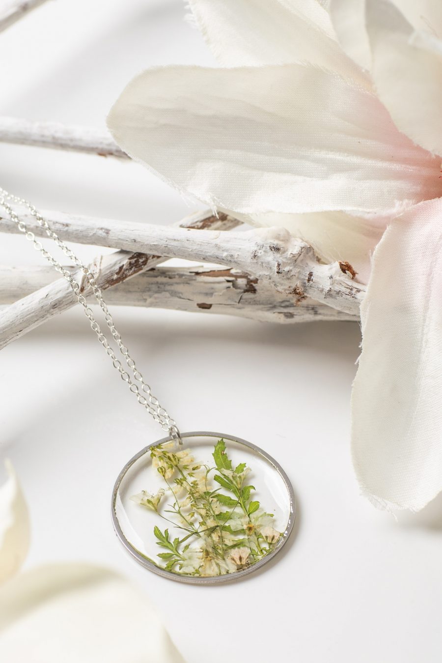 Anhänger Resin Ruprechtskraut Schleierkraut Steinklee silber Rund