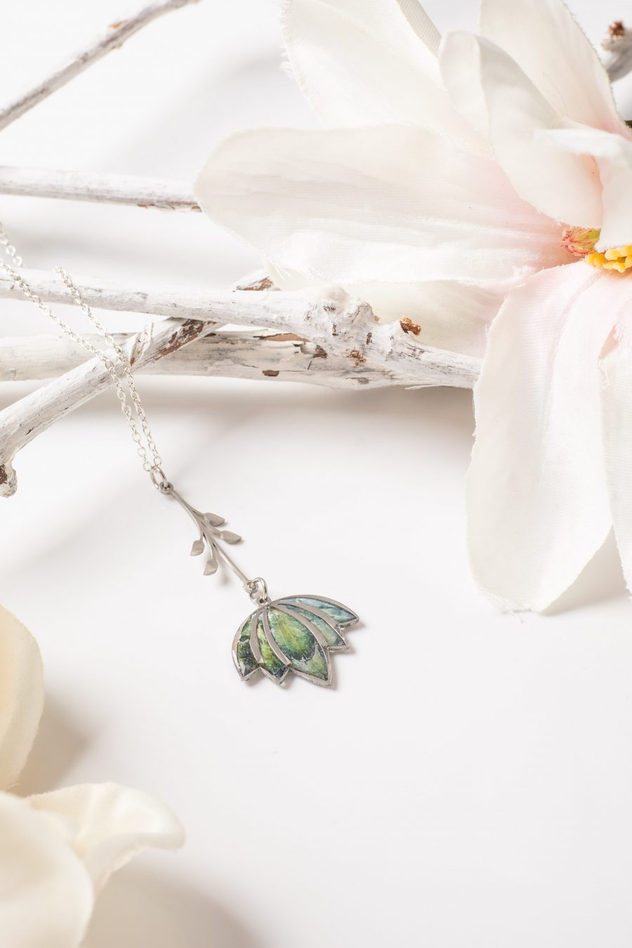 Anhänger Resin Lotus Silber blau grün Hortensie
