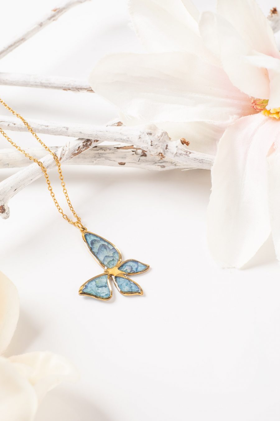 Anhänger Resin Schmetterling Hortensie blau Gold4