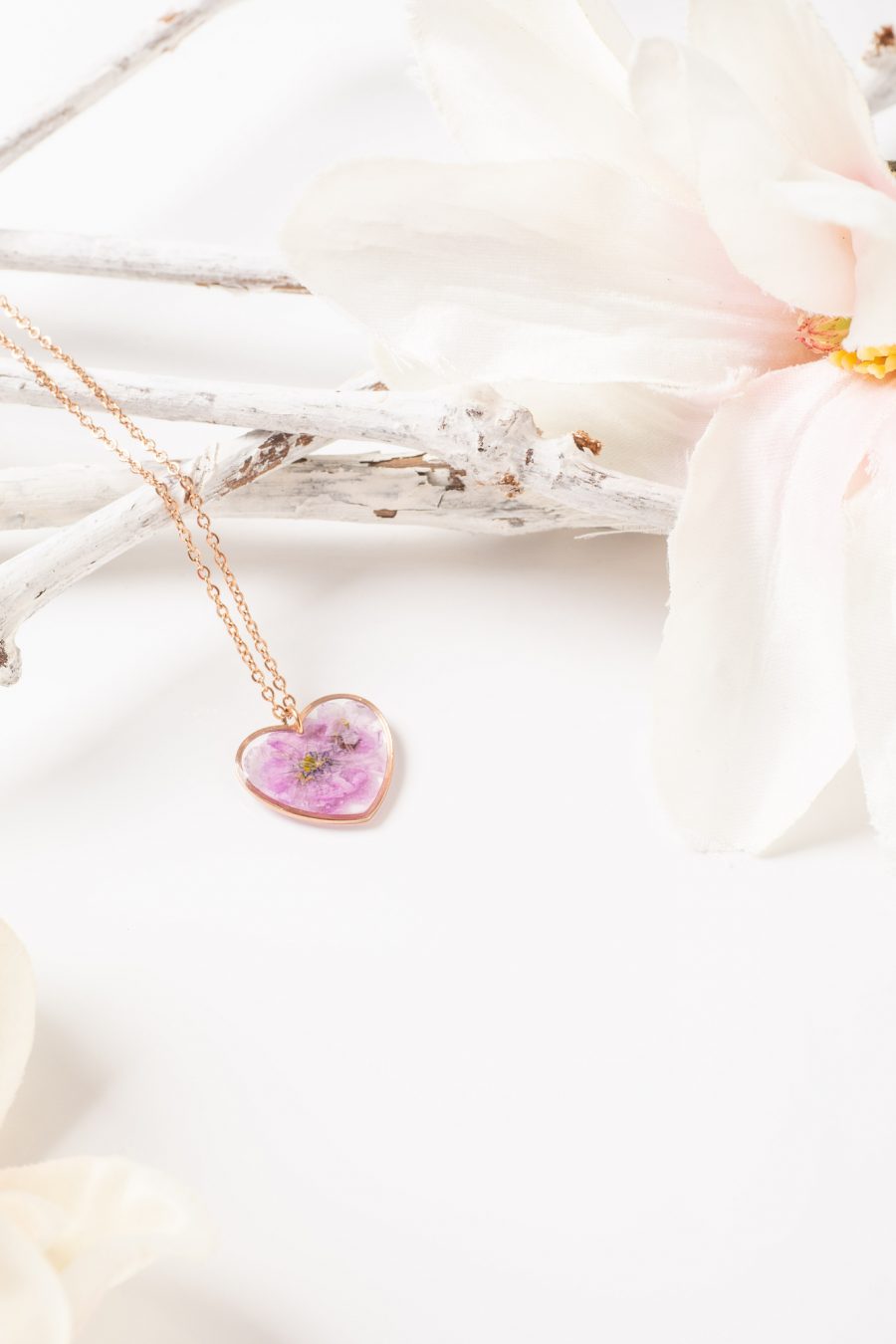 Anhänger Resin Rose Myrthe rosa Herz