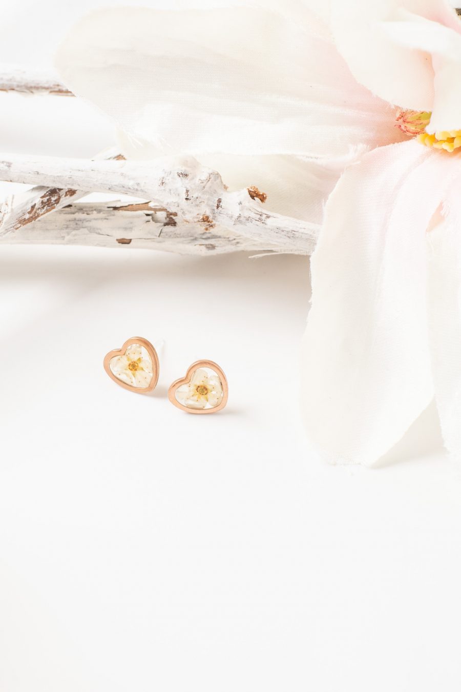 Ohrstecker Resin Spirea Herz rose