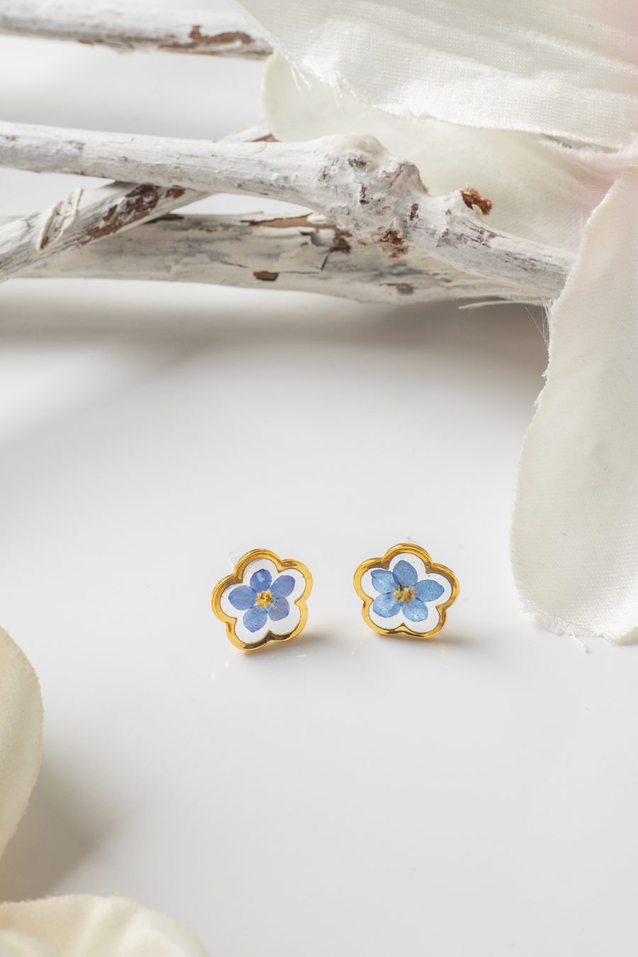 Ohrstecker Resin Vergissmeinicht Blume gold 4