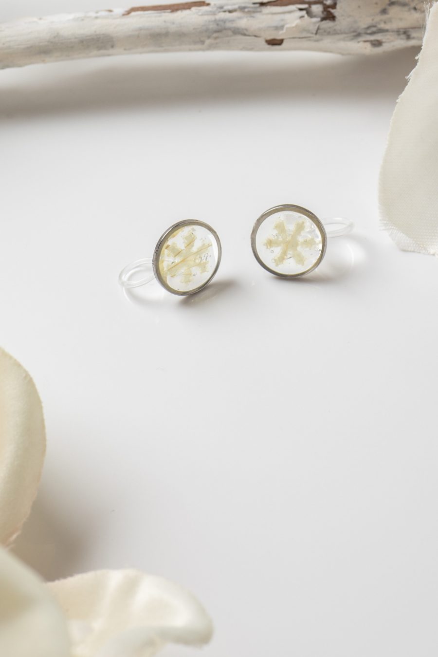 Ohrstecker Clips Resin Knöpfe Silber Rose Weiß