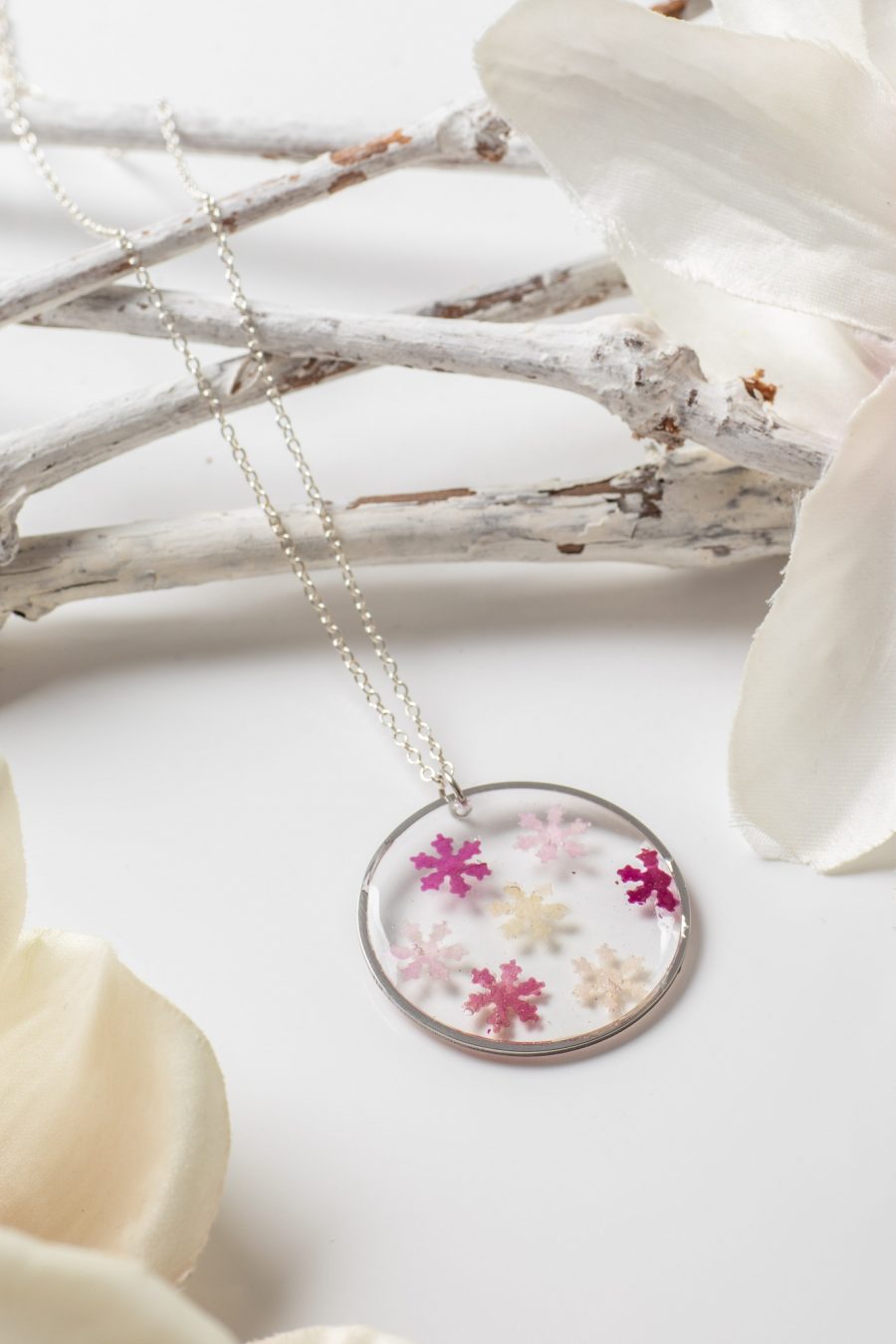 Anhänger Resin Silber Schneeflocken Rose Weiß Rosa