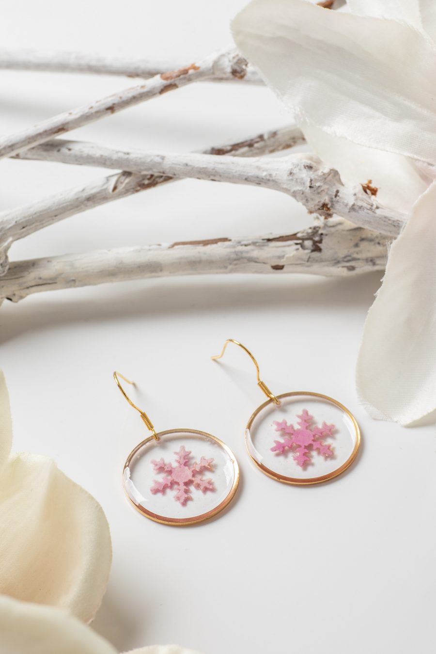 Ohrhänger Resin Gold Schneeflocken Rose Rosa