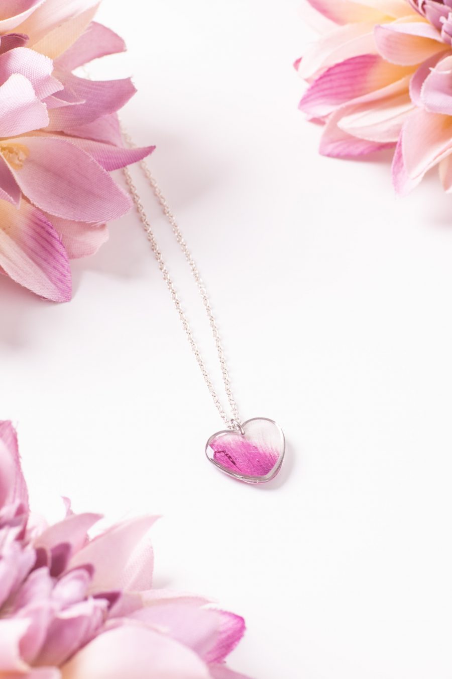 Anhänger Resin Herz Silber Tulpe Lila Weiß