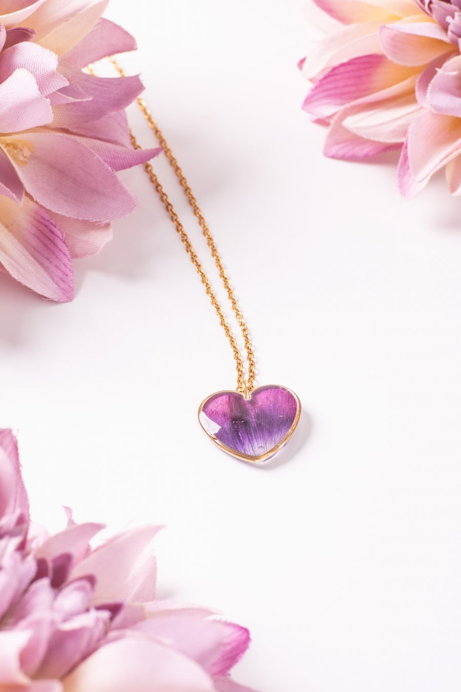 Anhänger Resin Herz Gold Tulpe Lila dunkel