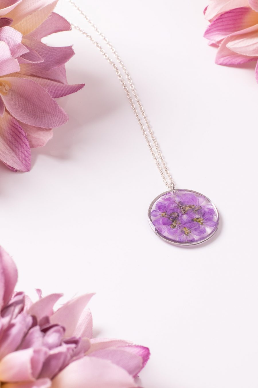 Anhänger Resin Rund Silber Scheinmyrthe helllila