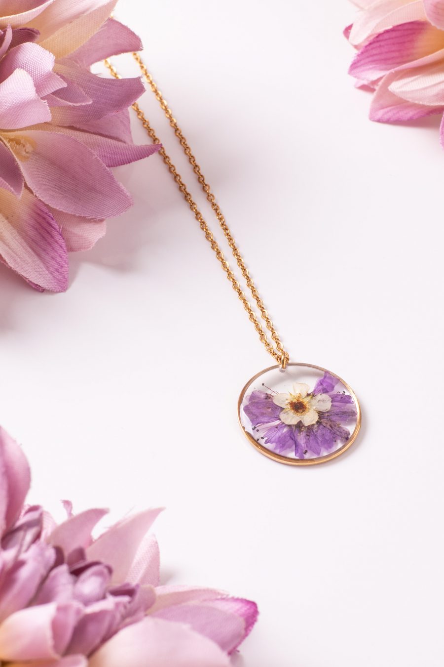 Anhänger Resin Rund Groß Gold Blutweiderich Erdbeere