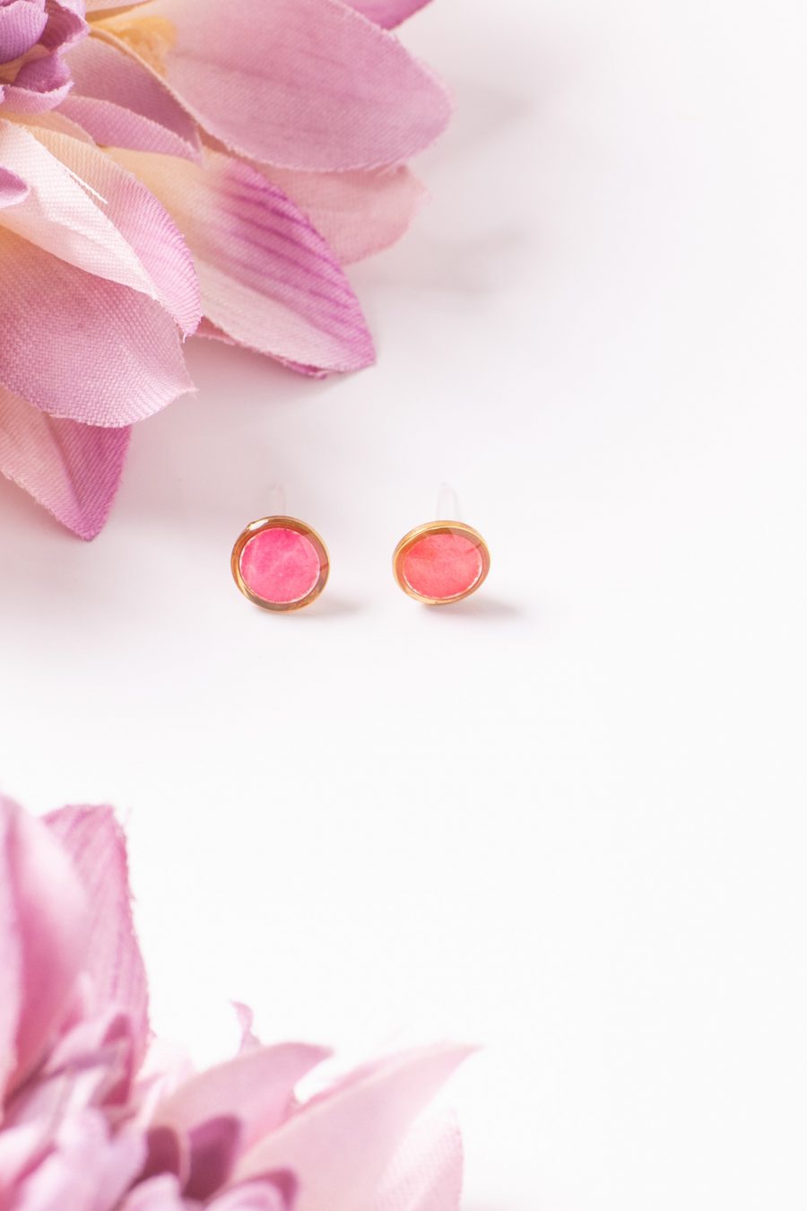 Ochrstecker Resin Punkte Gold Rose Pink Mini 1