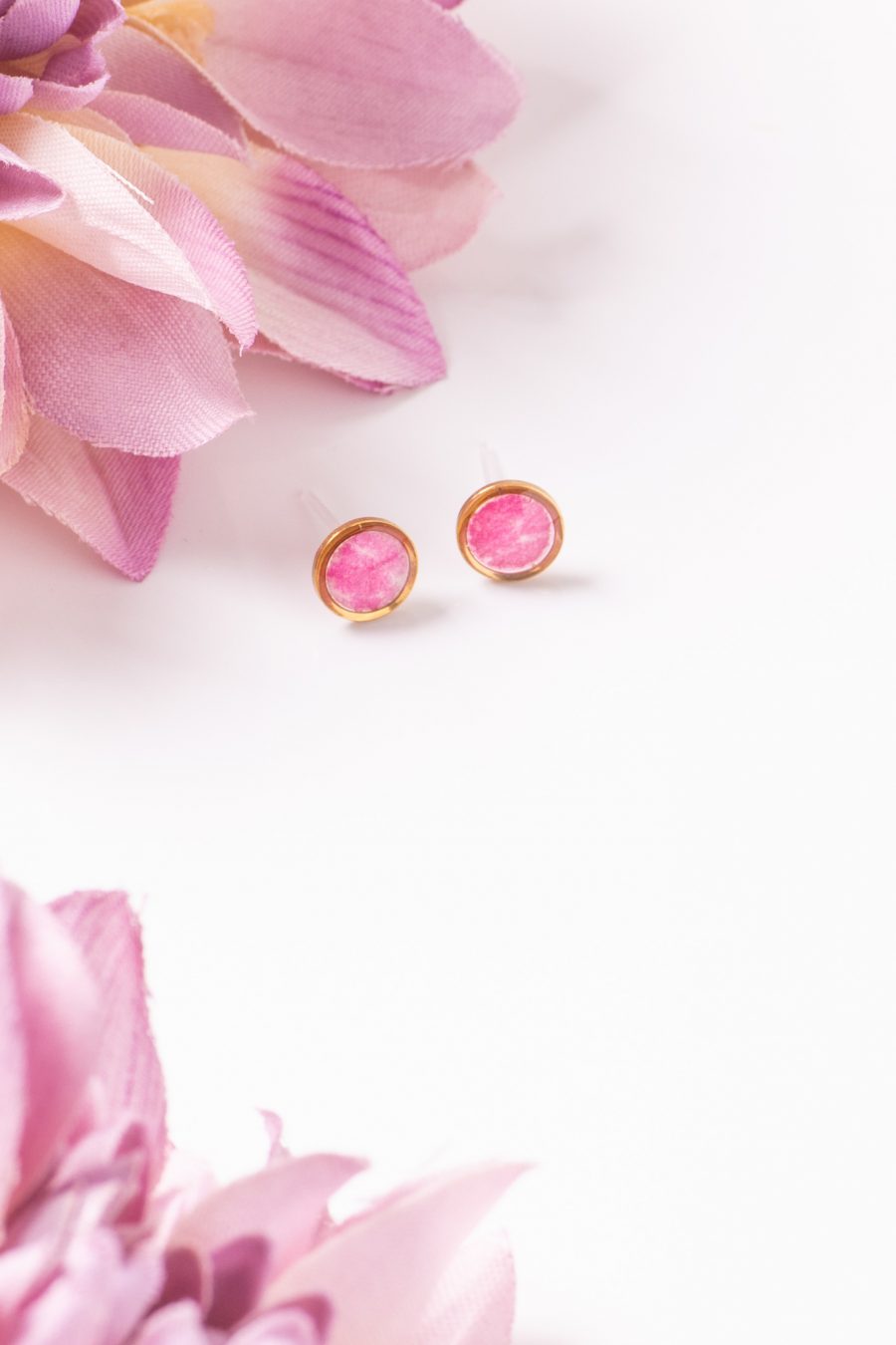 Ochrstecker Resin Punkte Gold Rose Rosa Mini 1