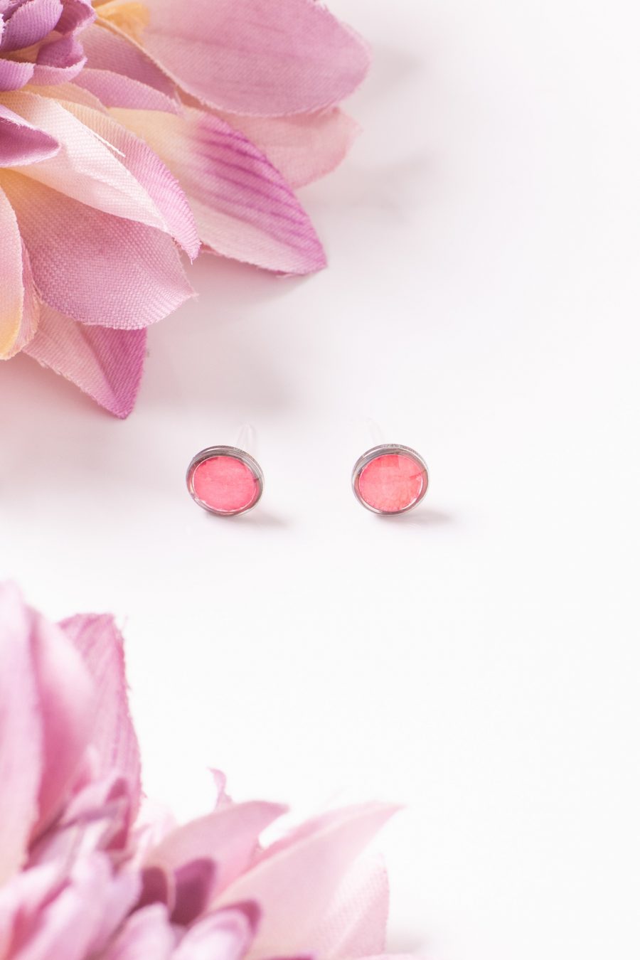 Ochrstecker Resin Punkte Silber Rose Rosa Mini 2