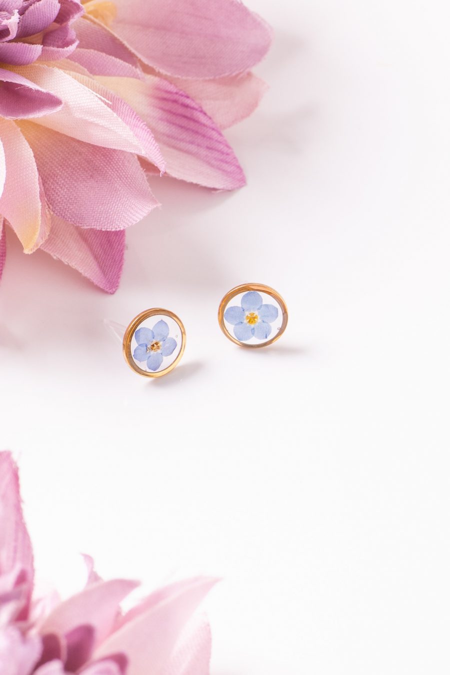 Ohrstecker Resin Punkte Gold Vergissmeinicht 1