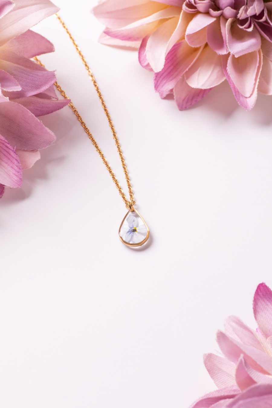 Anhänger Resin Tropfen mini Gold Blau Scheinlobelie